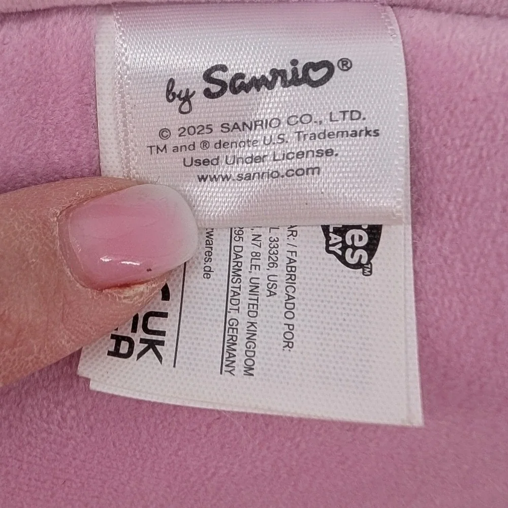 Sanrio size os